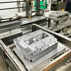 Metal Precision Machined Components vs Cast Parts: Key Differences in 2025