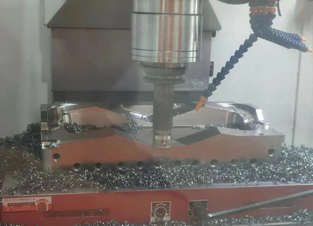 The Role of CNC in the Restoration of Classic Cars and Aircraft