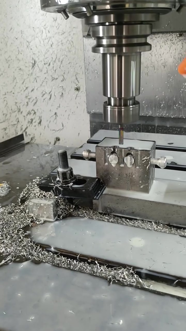 The Benefits of Digital Twins for CNC Machining Process Optimization