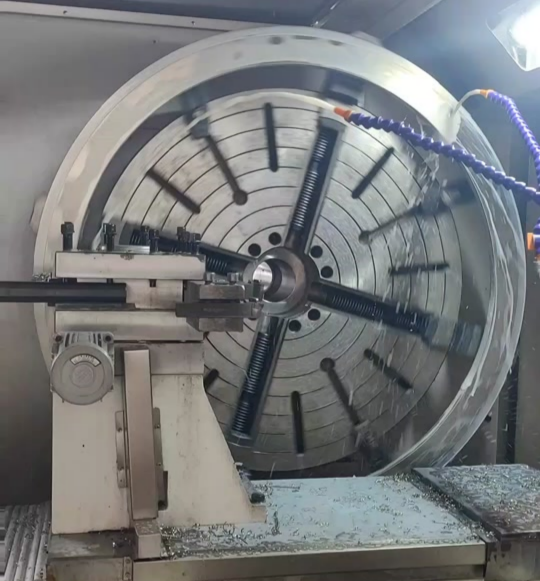 Peiriannu CNC Eco-Gyfeillgar o Fflans Cylch Personol: Llwybr Gwiriedig i Leihau Ôl-troed Carbon